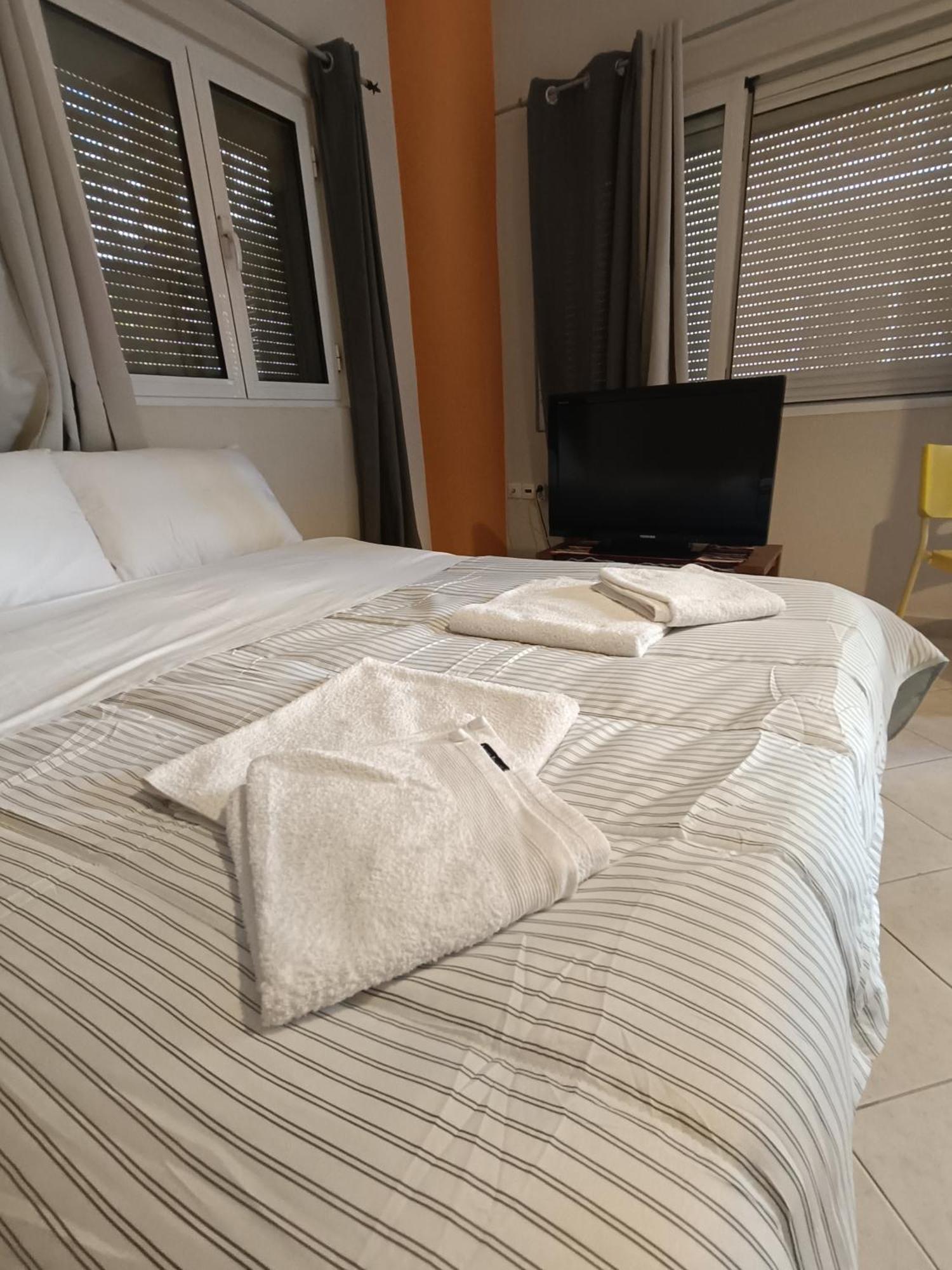 Cozy Apartment In The Center Of Aighion Achaia - Ground Floor - Ισόγειο Στουντιο 艾伊翁 外观 照片
