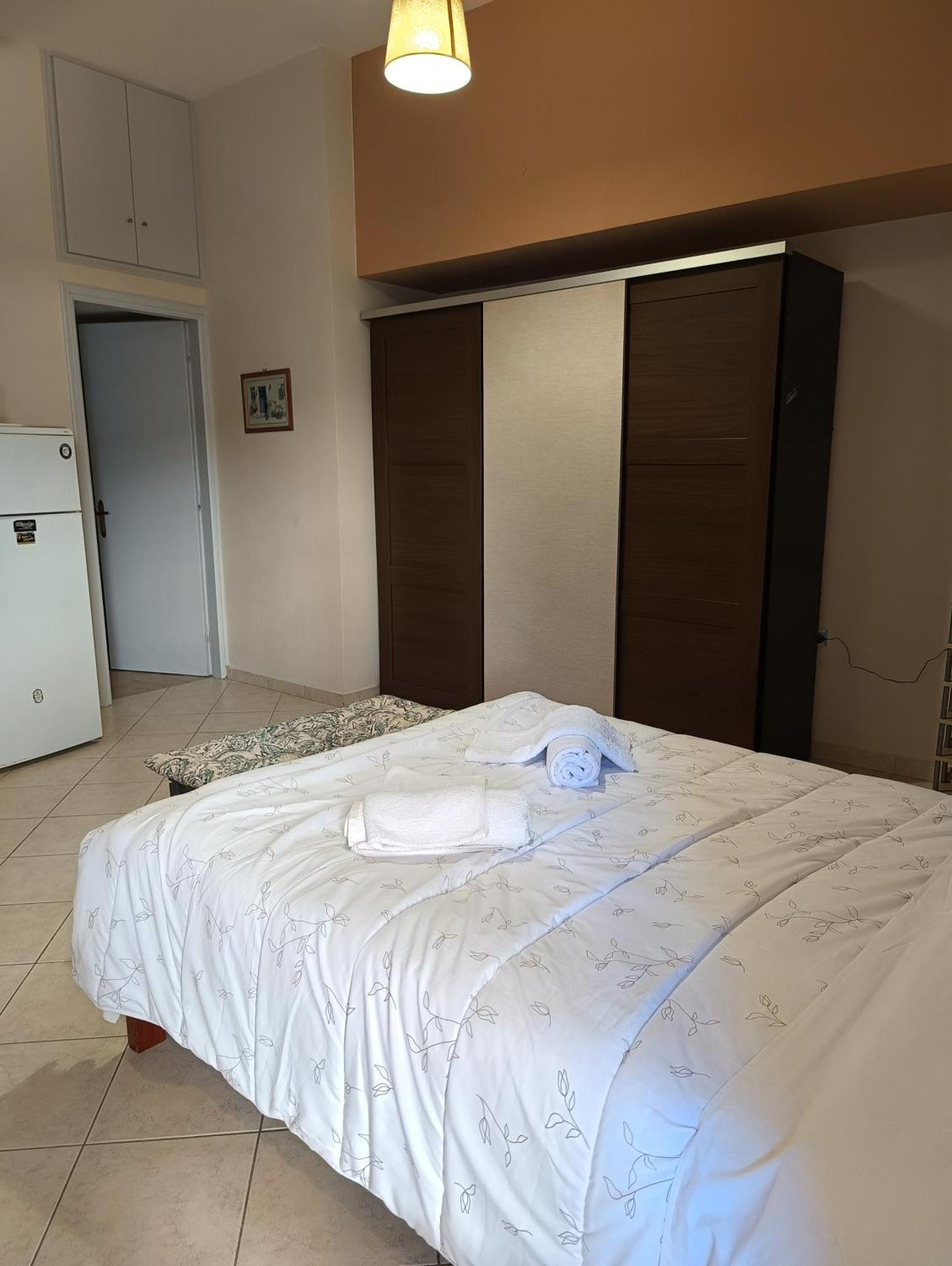 Cozy Apartment In The Center Of Aighion Achaia - Ground Floor - Ισόγειο Στουντιο 艾伊翁 外观 照片